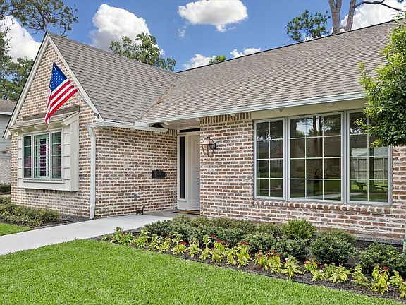 2nd image of 14355 Chadbourne Dr