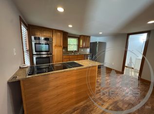 8-10 Bond St #8B, Fitchburg, MA 01420