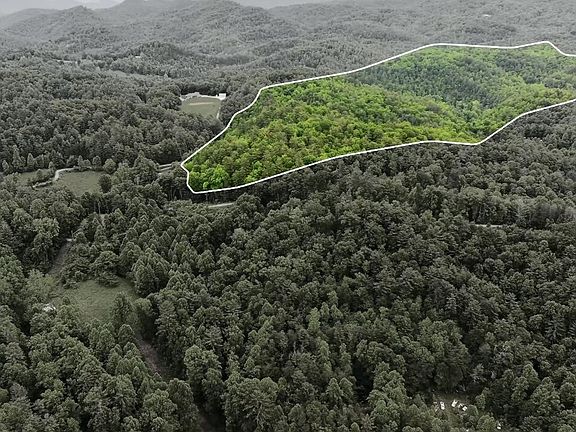 3rd image of 4238 Ridge Rd