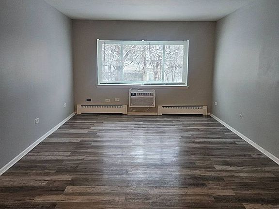 4th image of 805 N Court St #110