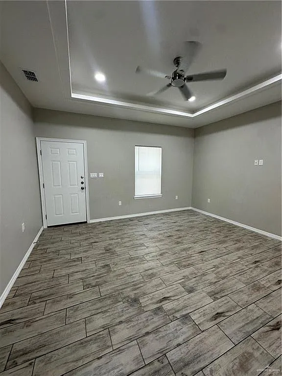Building Photo - 1603 Playa Dr #3