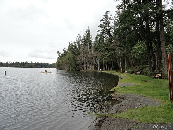 4th image of 18306 SE Royal Wood Ct