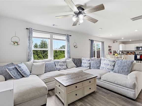 5th image of 1047 Dobson Meadows Dr