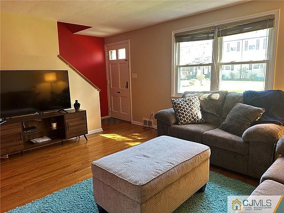 2nd image of 124 Newman St #304G