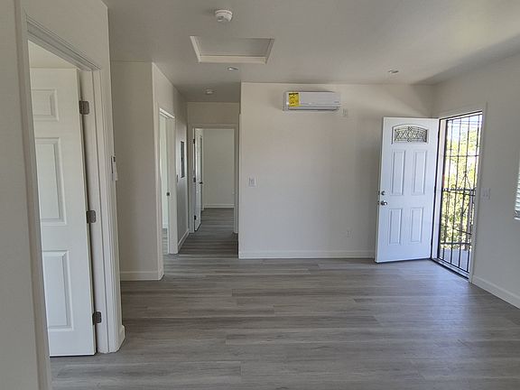 5th image of 5953 N Myrtle Ave #A