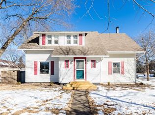 1302 Rapids St, Adel, IA 50003