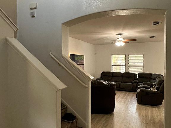 2nd image of 11316 Kirby Dr