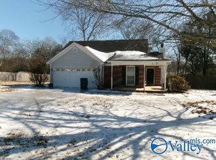 115 Clear Creek Dr, New Market, AL 35761