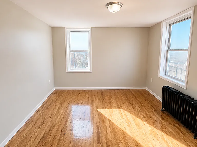 76 N 9th St #14 — Photo 5