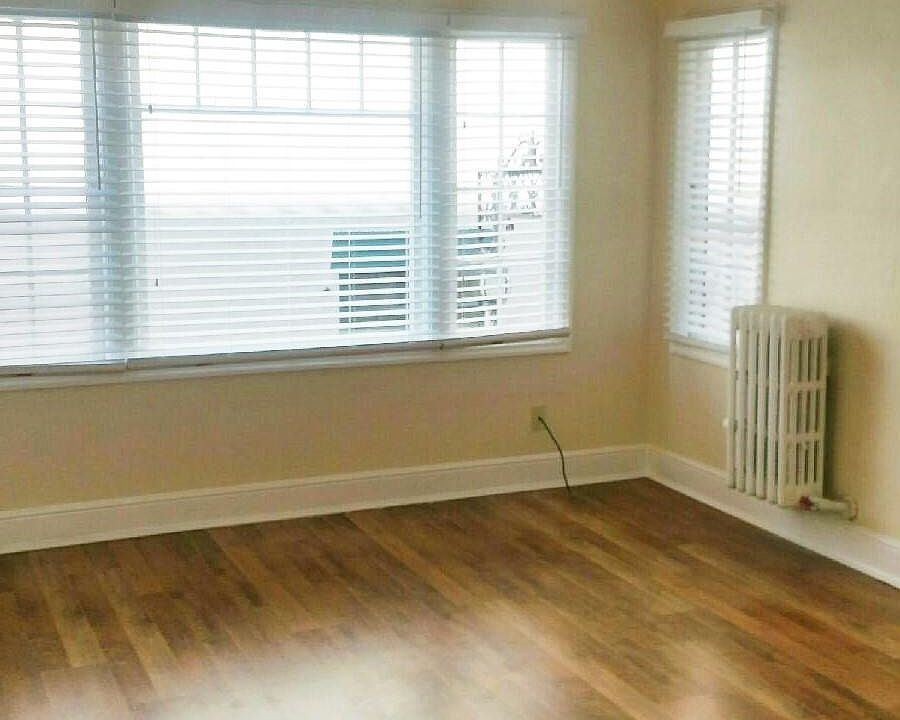 Living/Bedroom