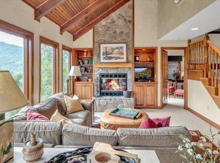 165 Sunset Rdg, Whittier, NC 28789