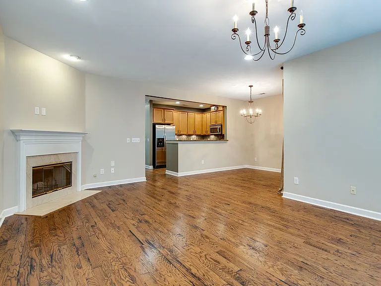 7802 Kemberton Dr W — Photo 6