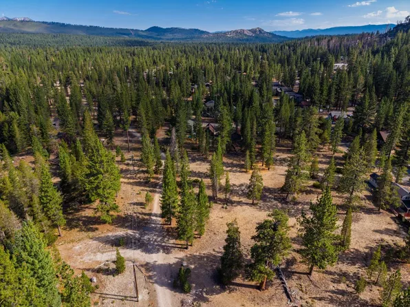 2510 Blitzen Rd, South Lake Tahoe, CA 96150