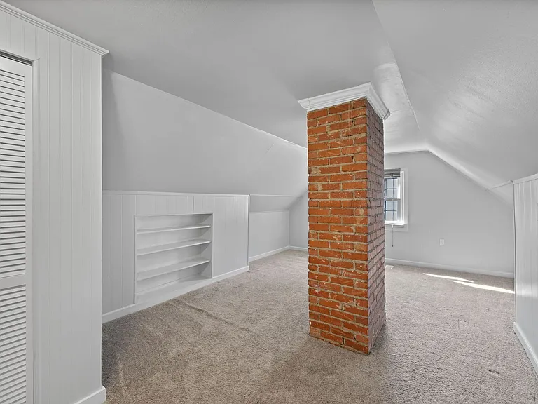 1377 Collinsdale Ave — Photo 19