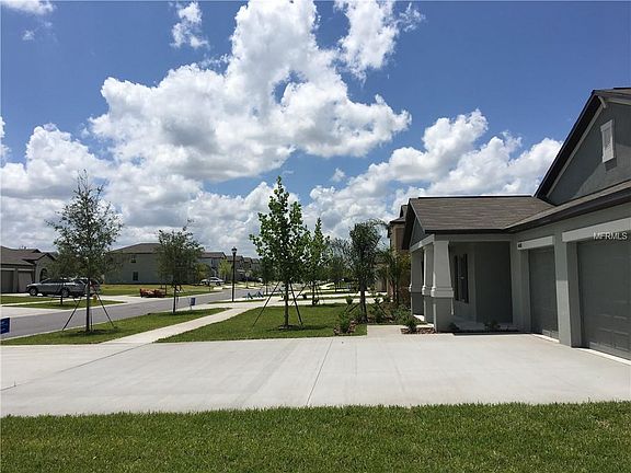 2nd image of 14008 Arbor Pines Dr