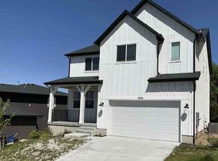 1329 N Hampton Ct, Kaysville, UT 84037