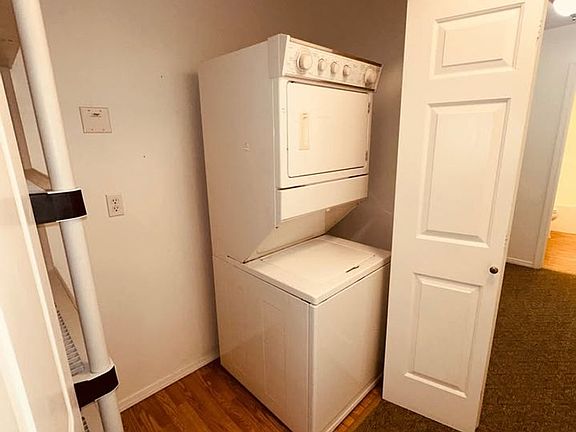 4th image of 2751 S Donovan Dr APT 1