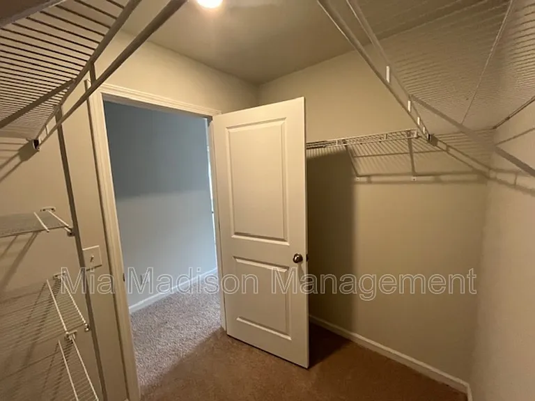 214 Barbados Rd — Photo 13