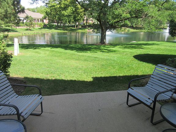 3rd image of 259 Bridlewood Ct