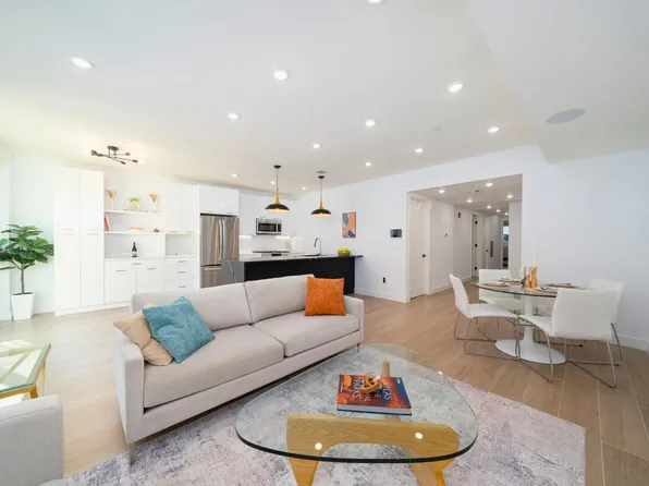 241 3rd St APT 1, Jersey City, NJ 07302