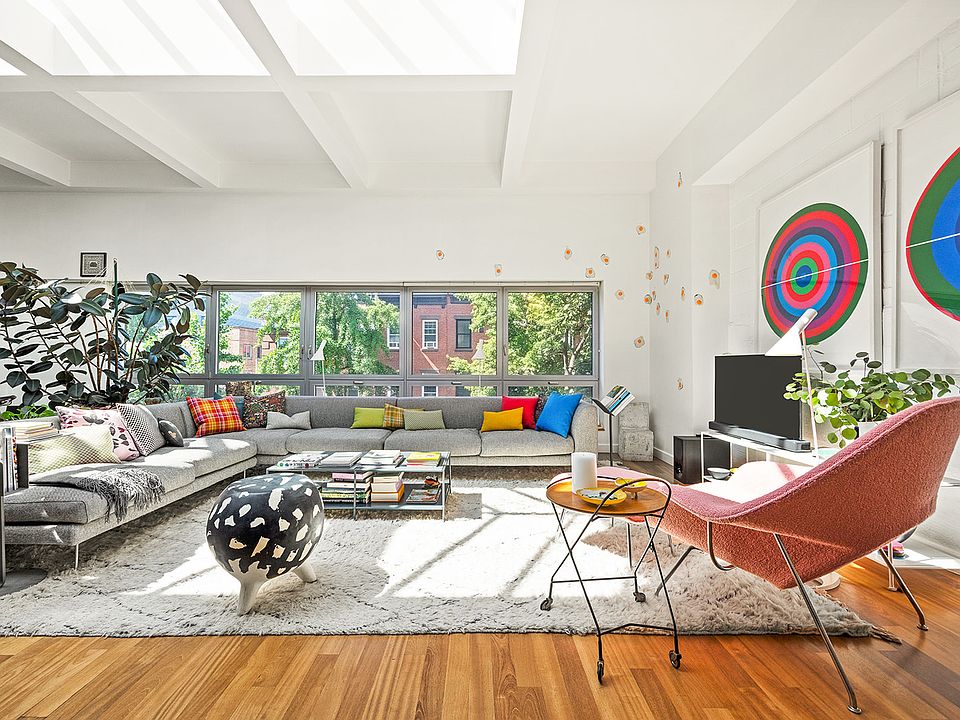 1st image of 113 2nd St #2
