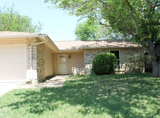 713 Marlow Pl, Arlington, TX 76014
