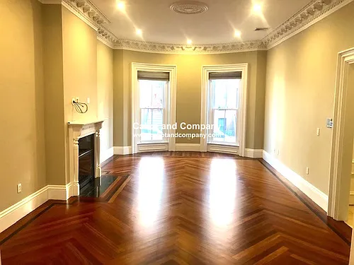 98 Waltham St #2 Photo 1