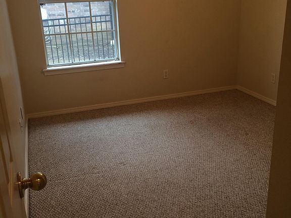 1st bedroom