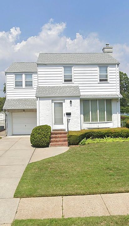 1st image of 72 Norfeld Blvd