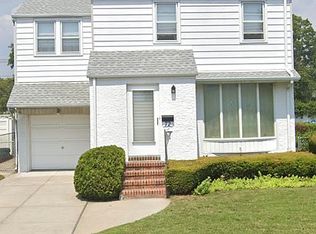 72 Norfeld Blvd, Elmont, NY 11003