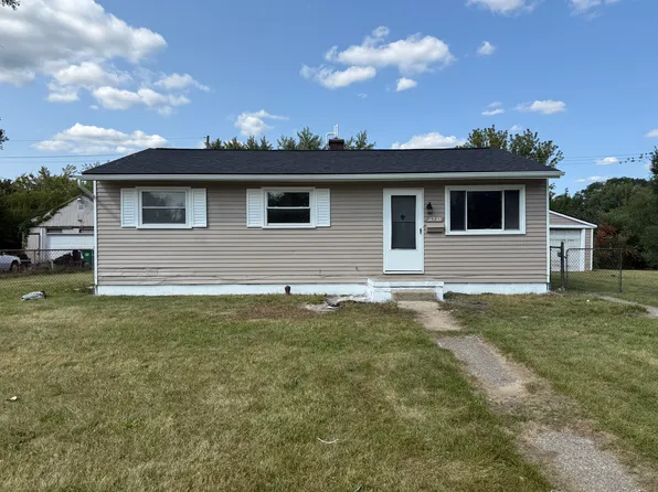2737 Woodruff Ln, Ypsilanti, MI 48198