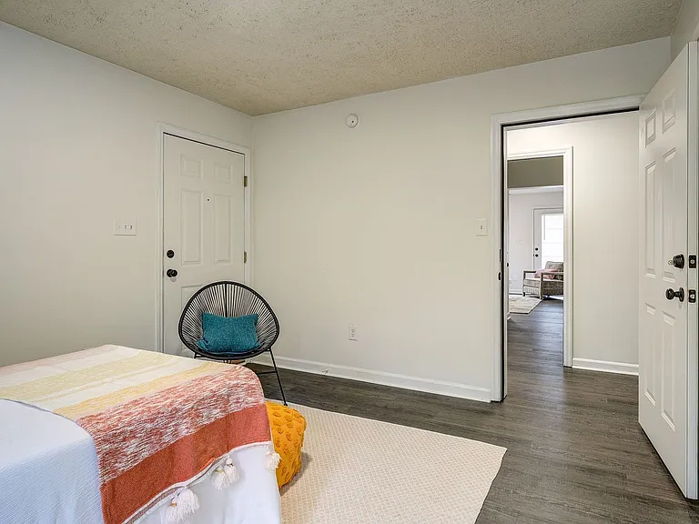 1425 College Heights Rd — Photo 32