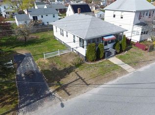 115 3rd Ave, Cranston, RI 02910