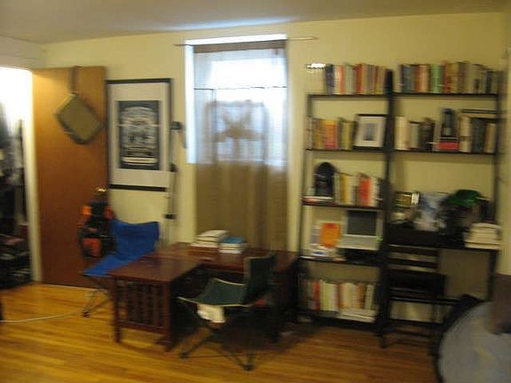4th image of 89 Englewood Ave APT A