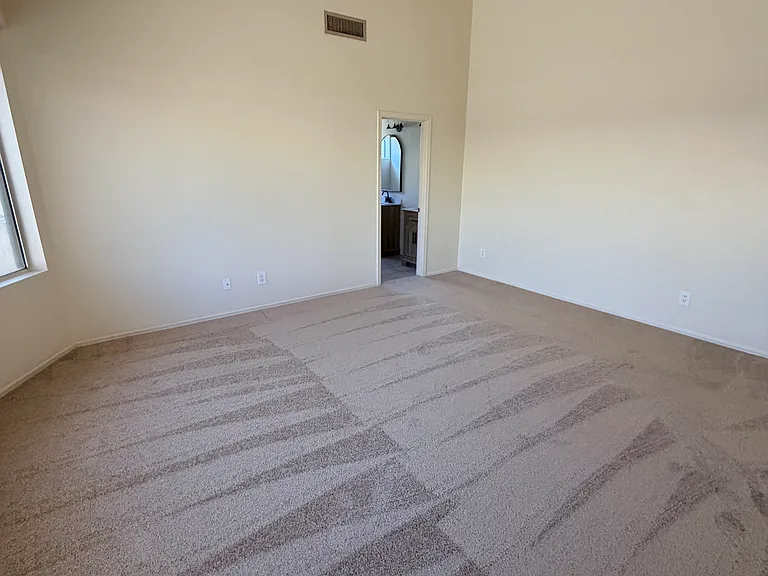 9005 N Lawndale Dr — Photo 25