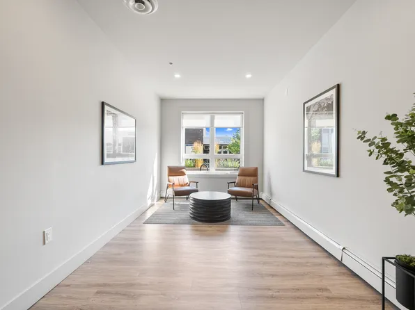 Maynard Suites