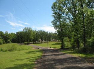 1021 Fm 2948, Como, TX 75431