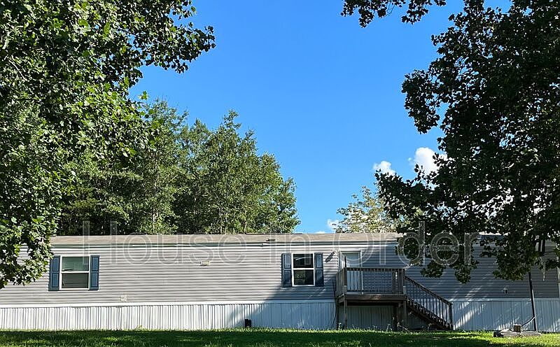 1st image of 120 Shamrock Park Dr