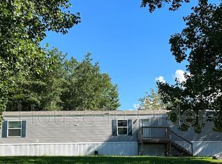 120 Shamrock Park Dr, Landrum, SC 29356