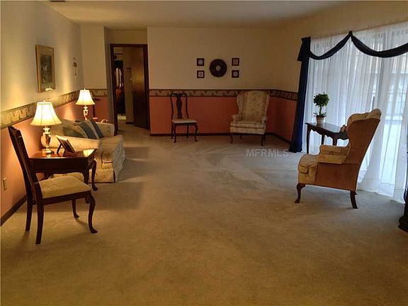 5th image of 1942 Long Pond Dr