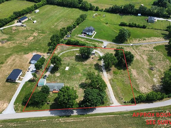 3rd image of 119 Chinn Ln