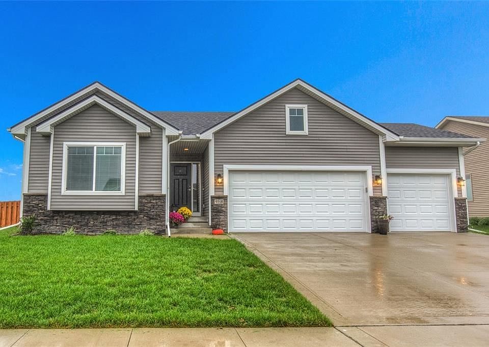 1st image of 9518 Cedarwood Dr