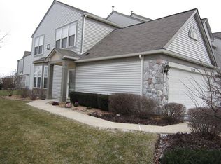 3230 Pennsbury Ct, Aurora, IL 60502