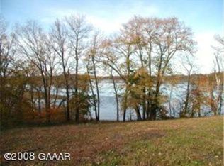 Solitude Dr NW, Evansville, MN 56326