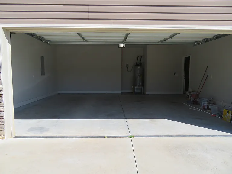 142 Shakleton Dr — Photo 13