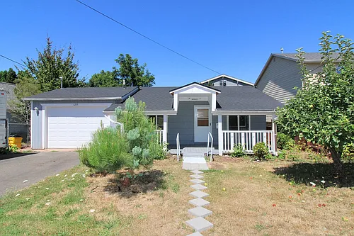 6235 NE Shaver St Photo 1 6235 NE Shaver St Photo 1