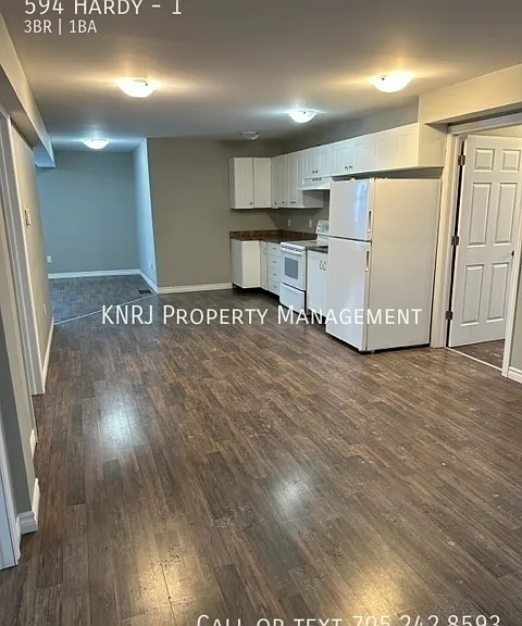 594 Hardy St #1 — Photo 3