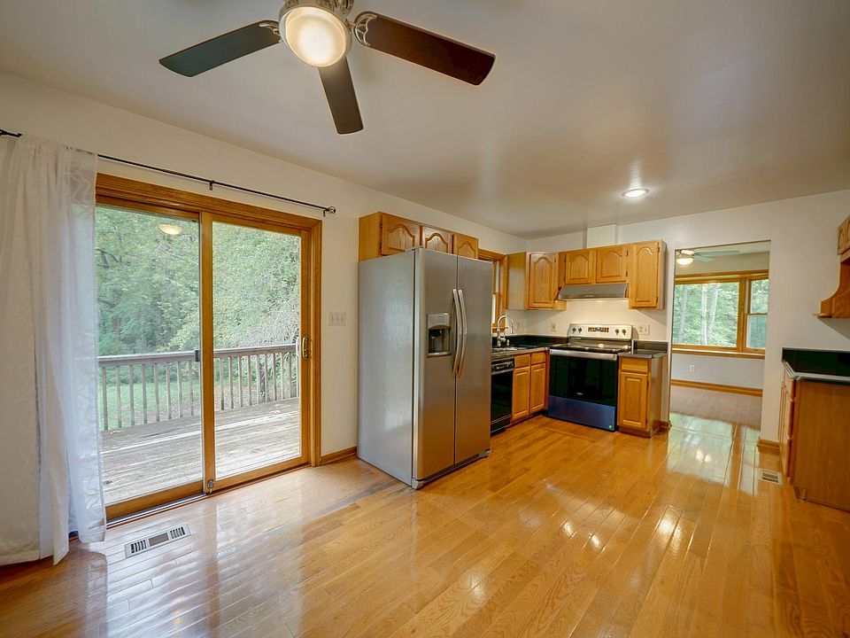 Eat In Kitchen with new stainless appliances