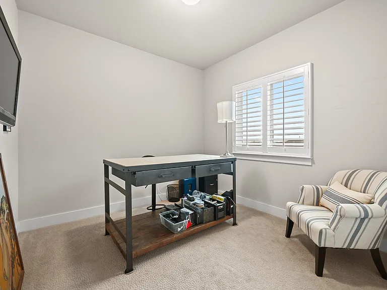10121 Forest Grove Dr — Photo 24