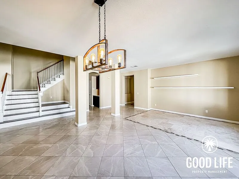 4 bed, 4.0 bath, 3535 sqft, $5,500 — Photo 2